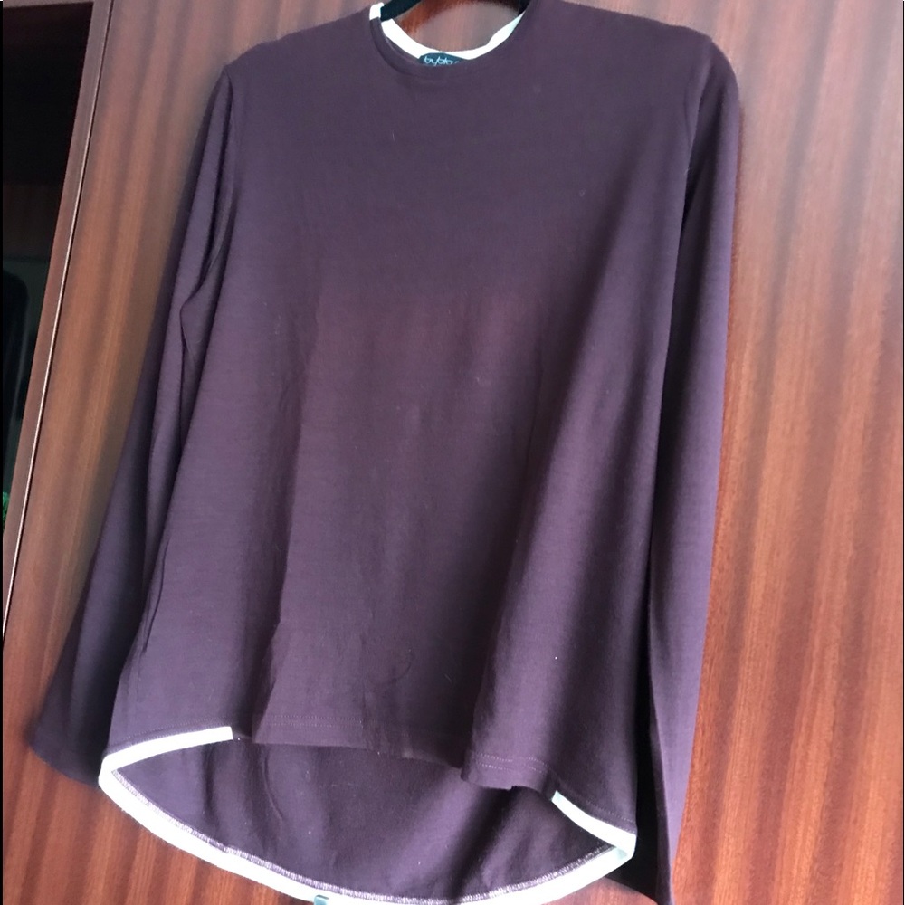 NWOT BYBLOS T-Shirt, Long Sleeves ,Made in Italy